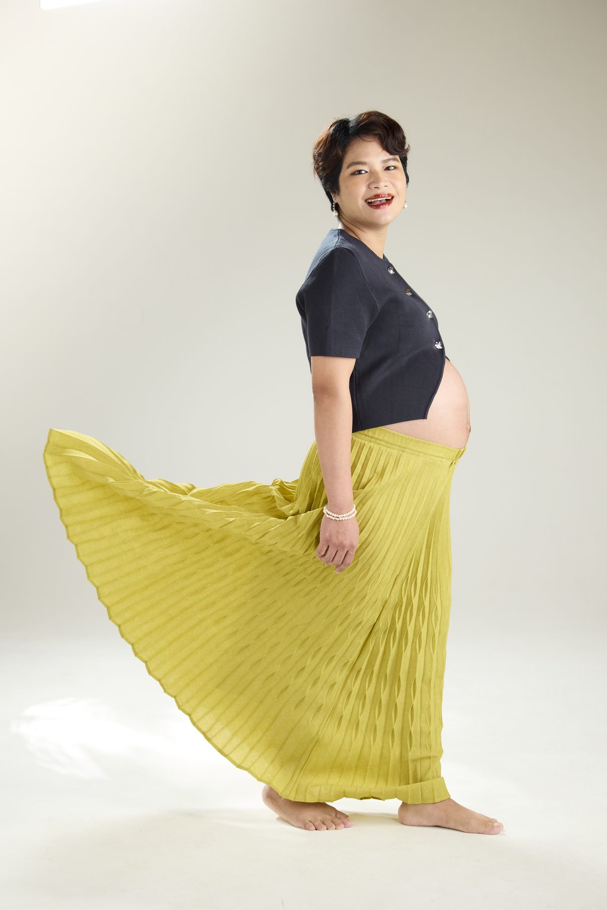 ภาพถ่ายคุณแม่ตั้งครรภ์โดย La Muntra Studio